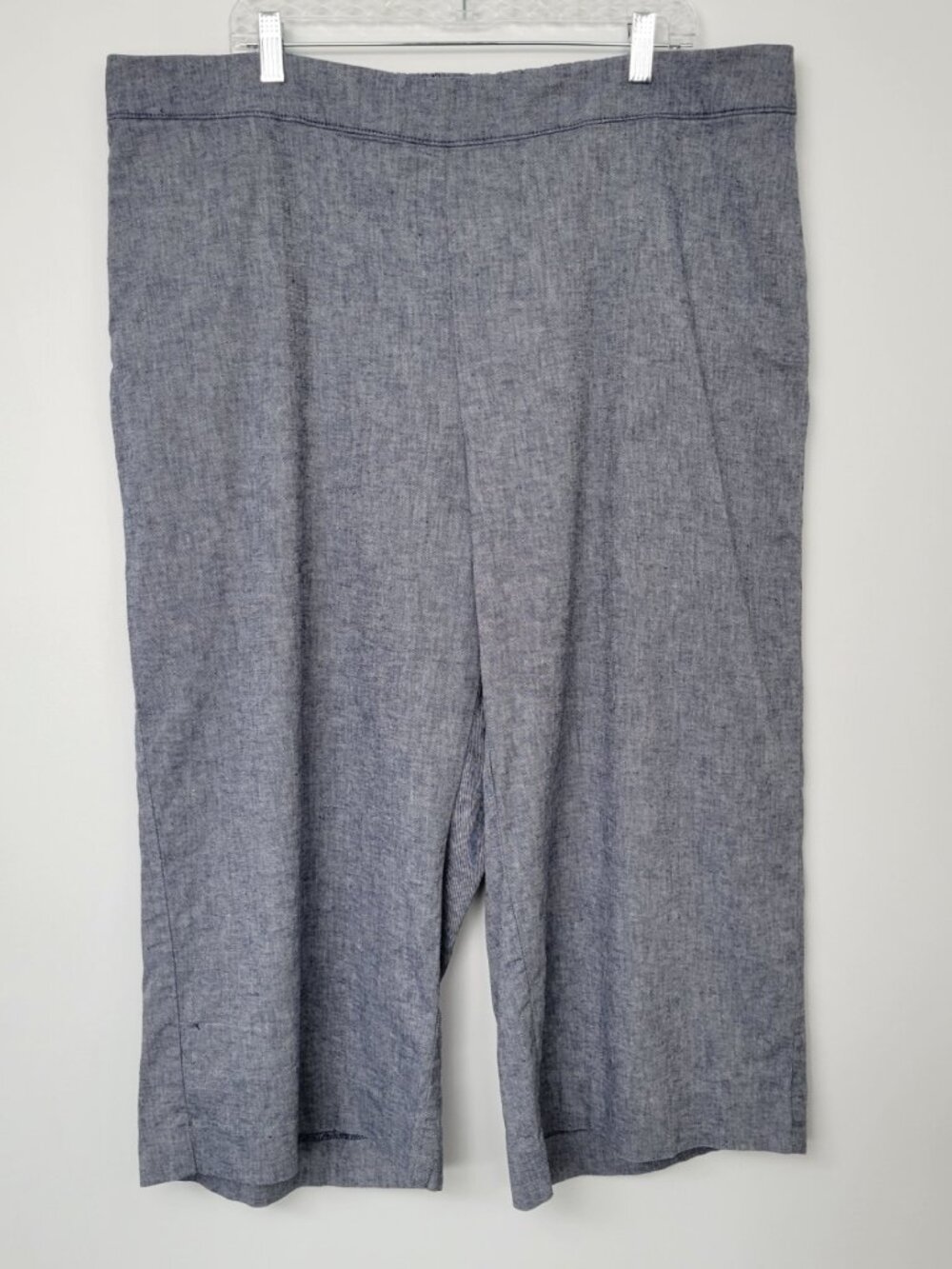 Lane Bryant Linen Blend Tailored Pedal Pusher Pull on Capris Coastal
